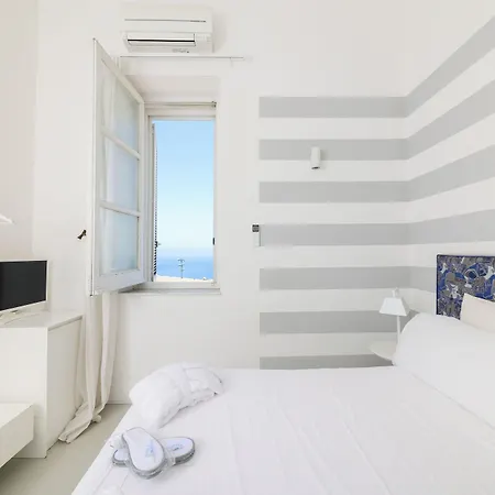 ゲストハウス La Pergola